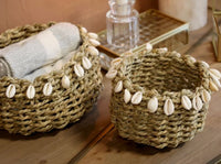 Wicker Basket w. Sea Shells | Nature